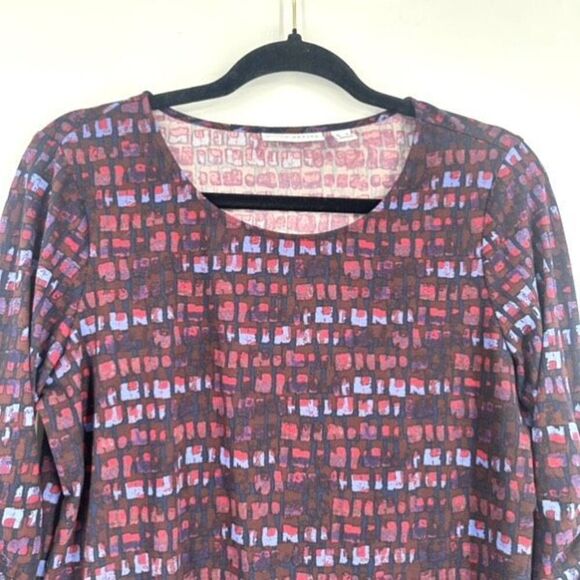 Susan Graver Geometric Stretch Knit Bell Sleeve Blouse Small Dark Romantic - Picture 6 of 9